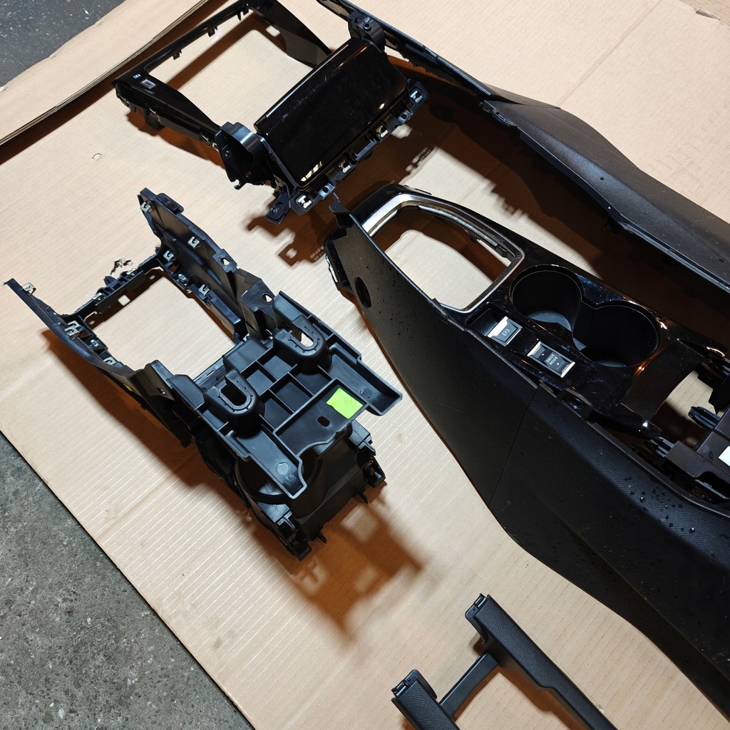 фото №8, Peugeot 208 ii kompletny тунель середній бардачки зарядний пристрій