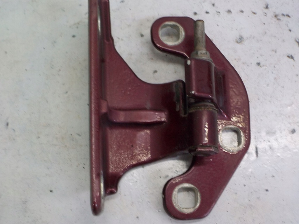 фото №1, Actros mp4 петля дверь левый верхний