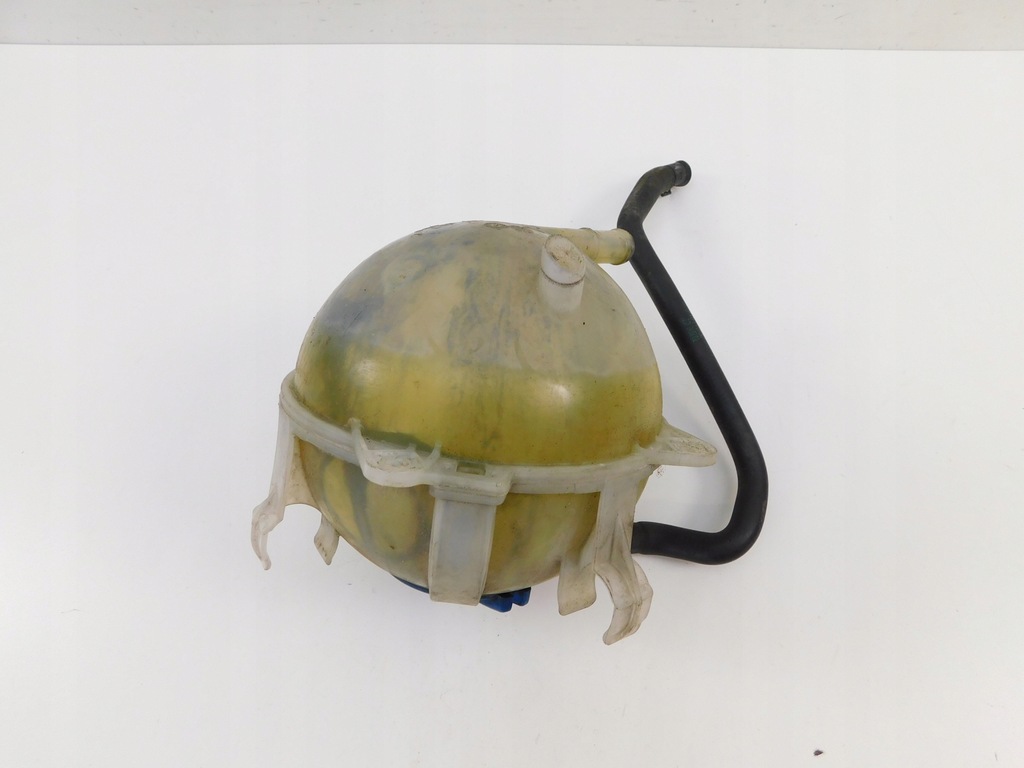 фото №6, Audi a3 8p 3d 2.0 tdi бак расширительный