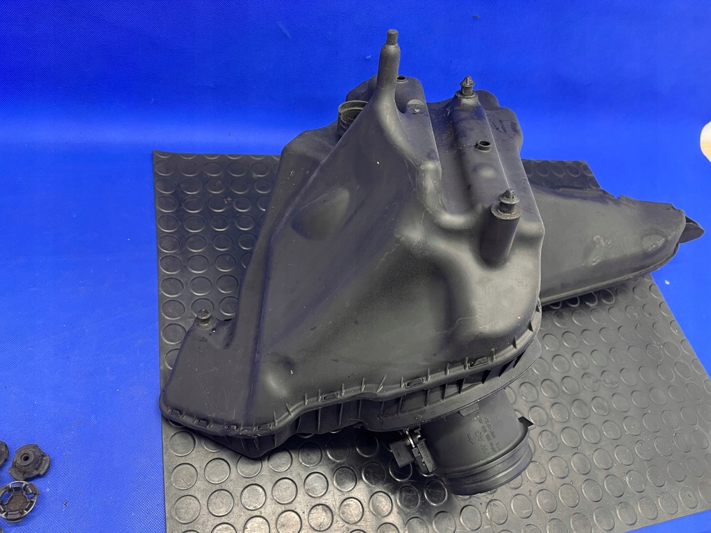 фото №7, Audi a6 a7 c7 4g 3.0 tdi корпус фильтра 4g0133838e 4g0129624d 4g0133567