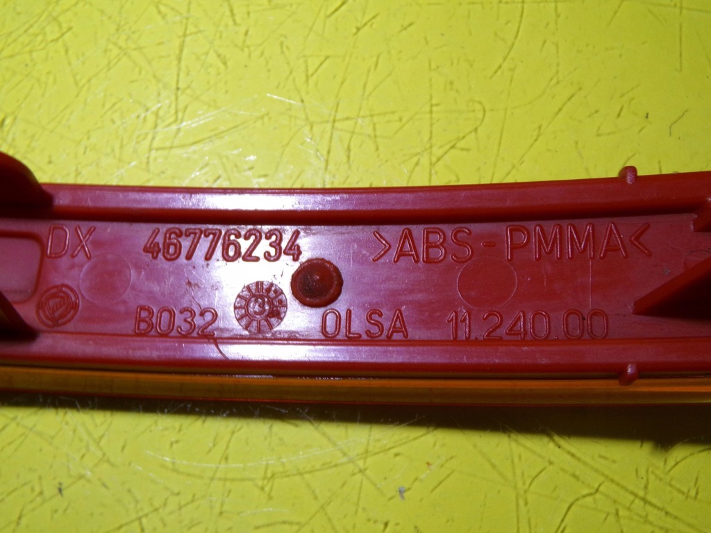 фото №9, Відбивач бампера правий задня alfa romeo 147 46776234 1124000 nr140