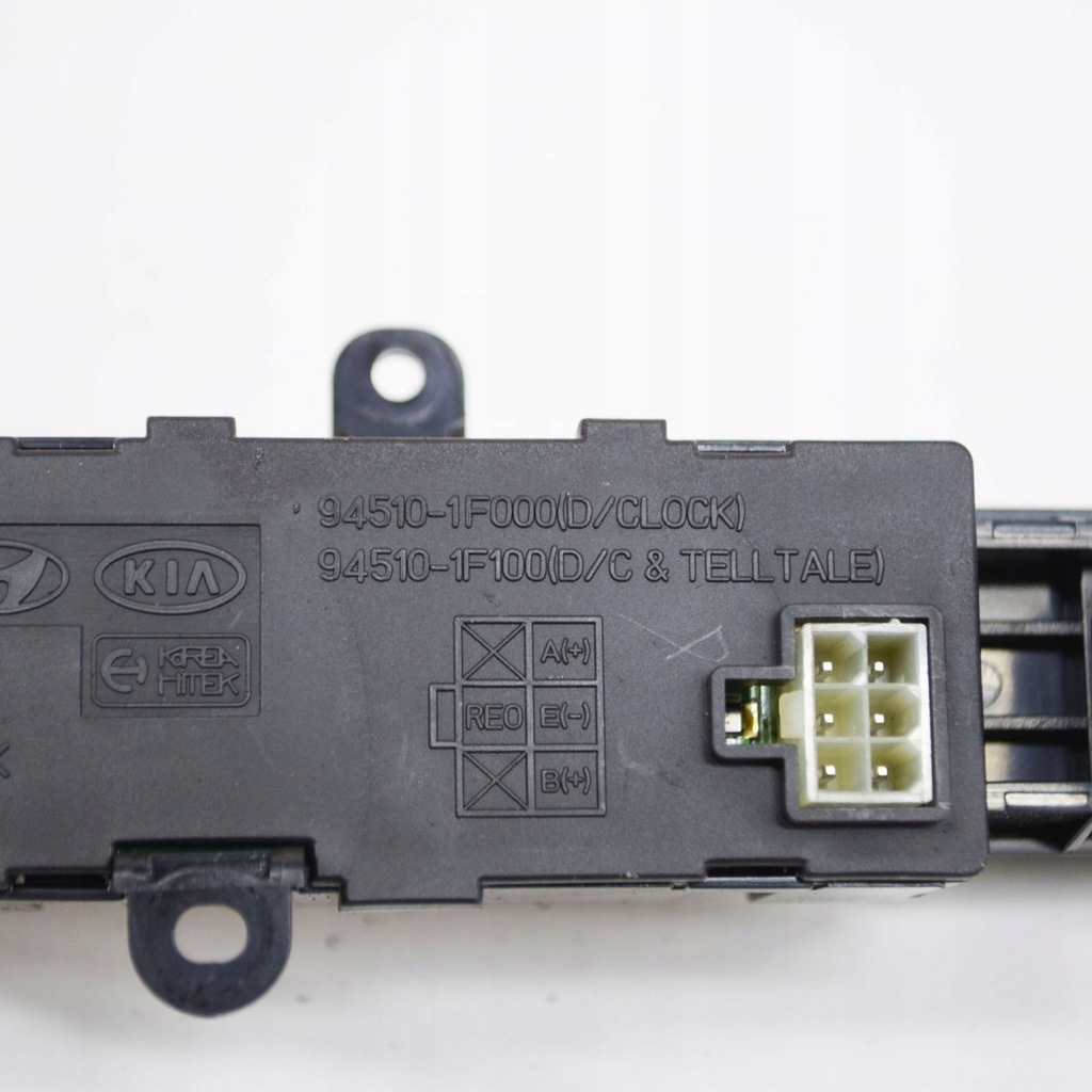 фото №8, Kia sportage 2006 приборная панель