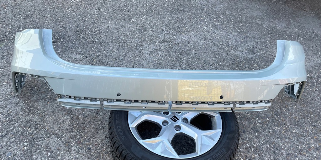 Купити Бампер задня задній audi q3 83f sportback s-line