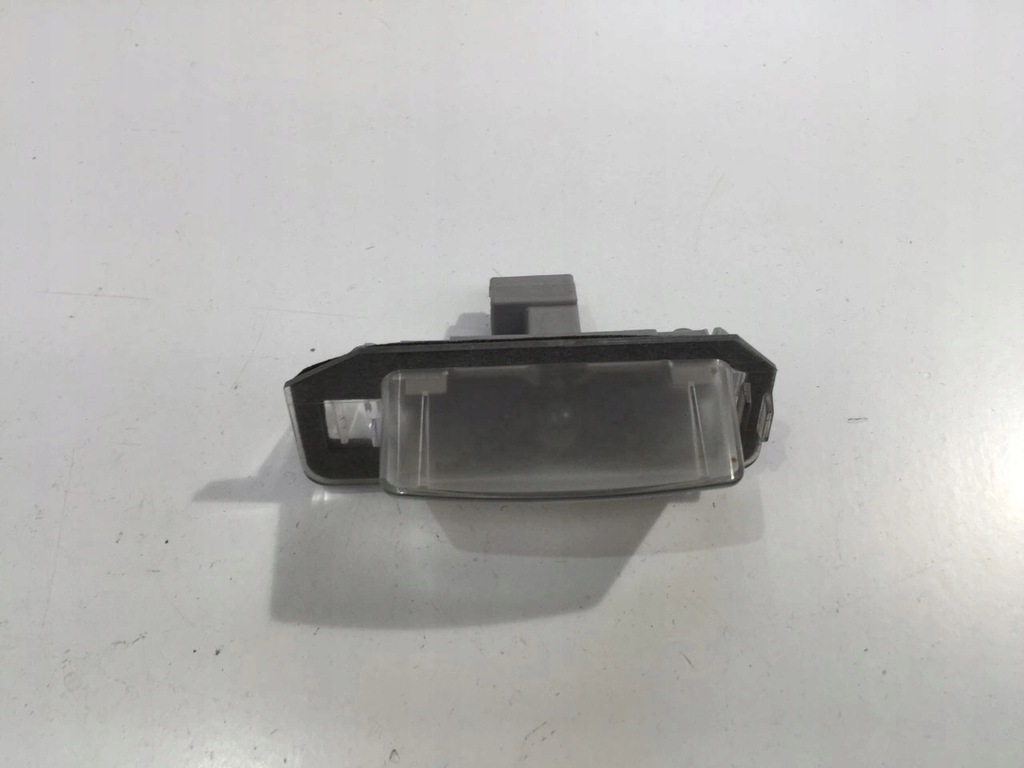 фото №1, Eclipse cross 2019 лампа освітлення номерного знака задня