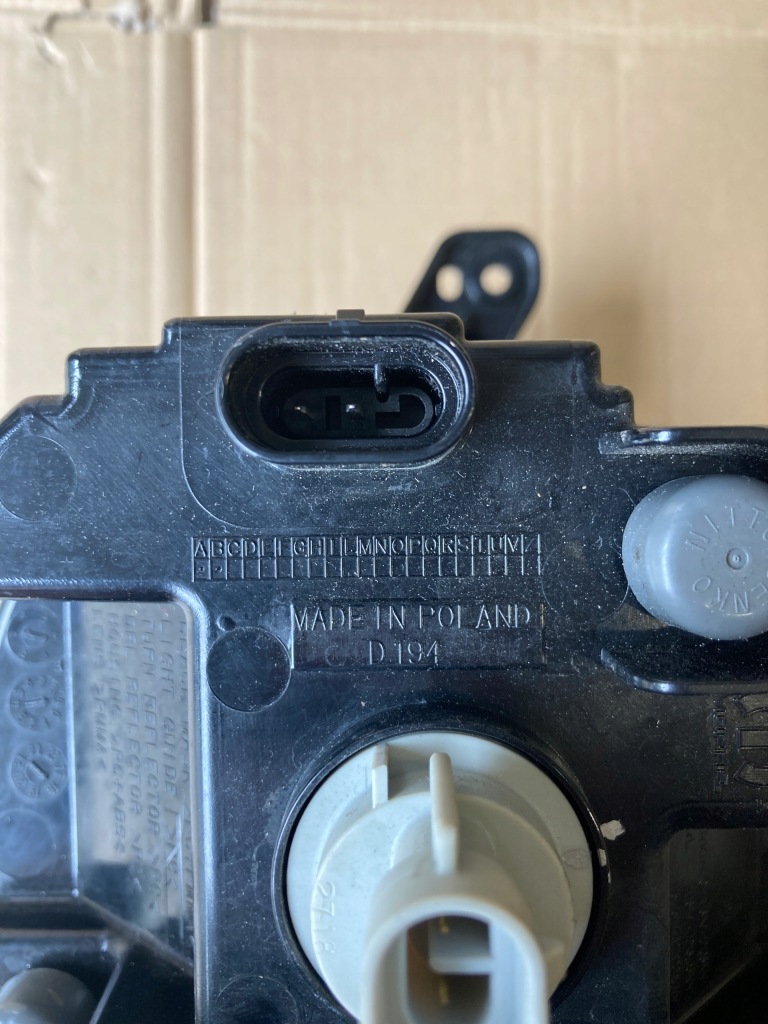 Fiat 500x рестайлинг  фара противотуманная фара к движение dziennej led правый orygi. Доставка