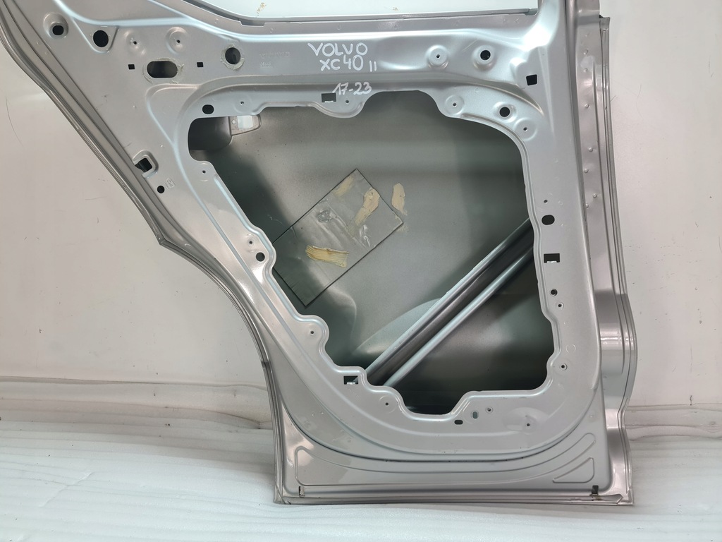 фото №9, Volvo xc40 ii двері ліва задня задні оригінал