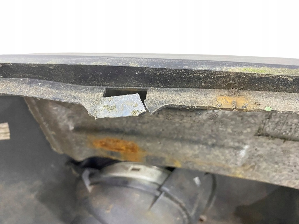 фото №14, Kia cerato 1600cm3 2005 бамперы sedan