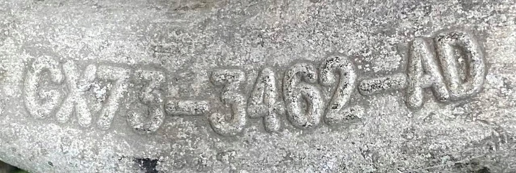 фото №15, Кронштейн амортизатора правое f-pace gx73-3462-ac