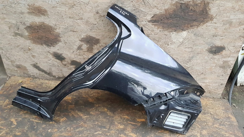 Купити Четвертина крило ліве задні задній porsche panamera 970