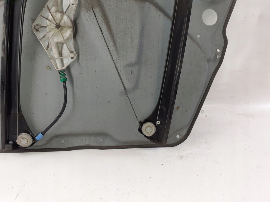 фото №7, Mercedes b w245 подъемник перед левый