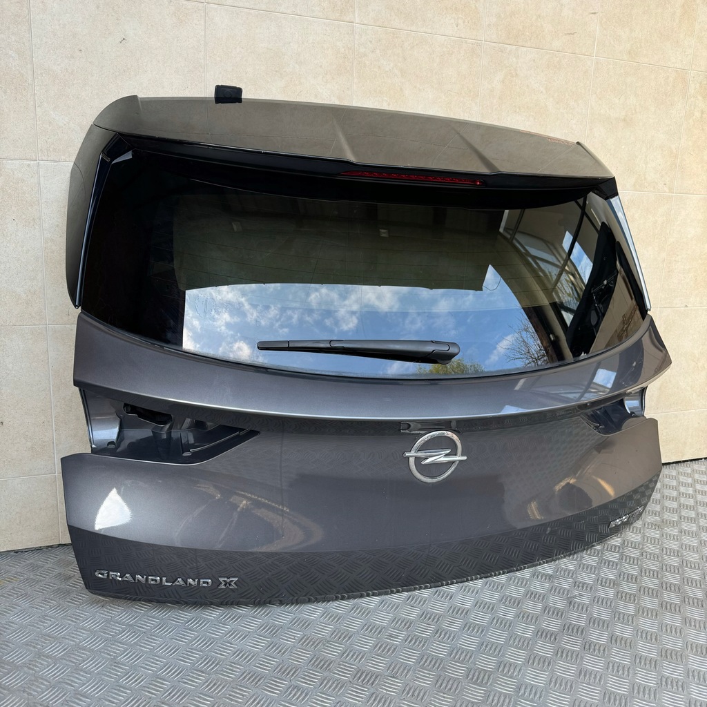 фото №2, Крышка багажника задняя комплектная opel grandland x 2021 rok камера