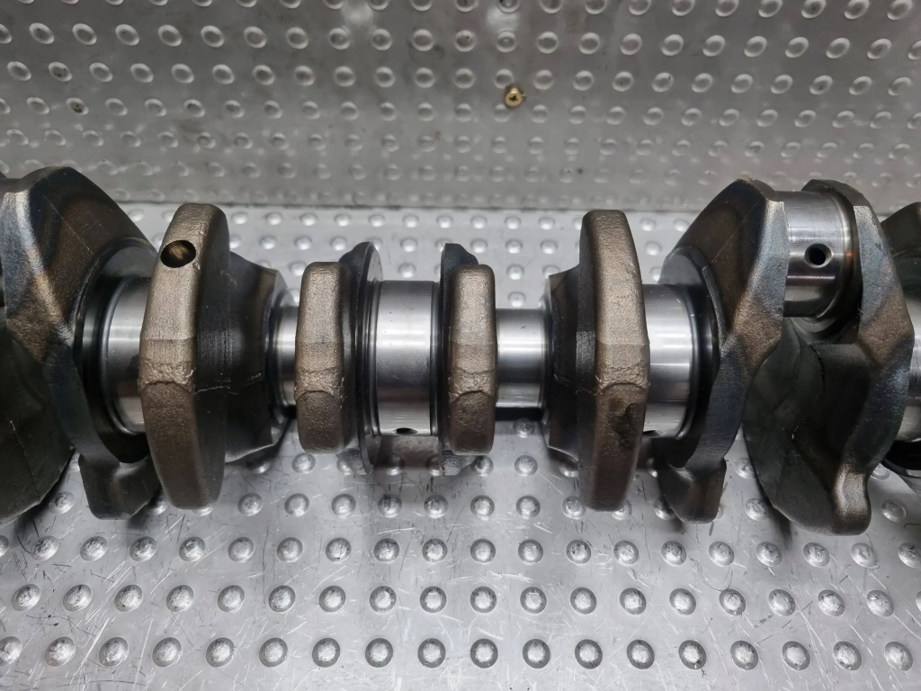 Wał колінчастий 7792608 bmw e90 e91 e60 e61 рестайлінг  x5 e70 x6 e71 x3 3.0 d 306d3 Зі Шроту