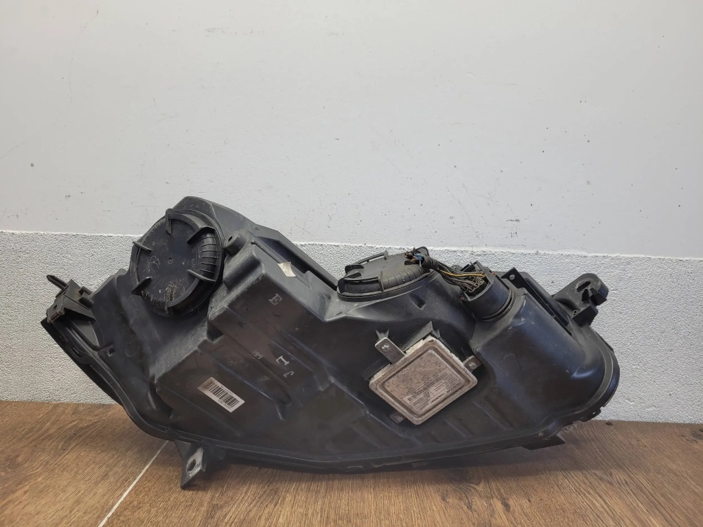 фото №7, Jaguar xf x260 gx63-13w030-dd лампа левый перед ксенон anglik