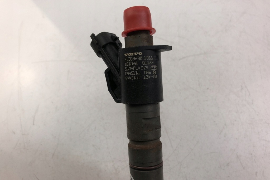 фото №1, Инжектор volvo s60 ii 31303238 2012