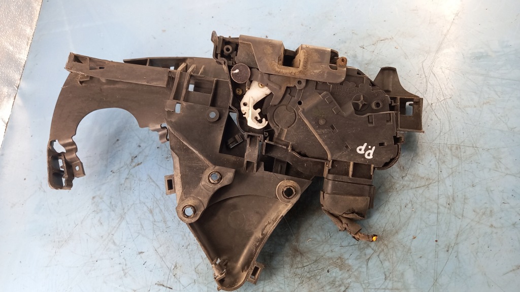 фото №1, Замок правый перед volvo v50 s40 ii 06r