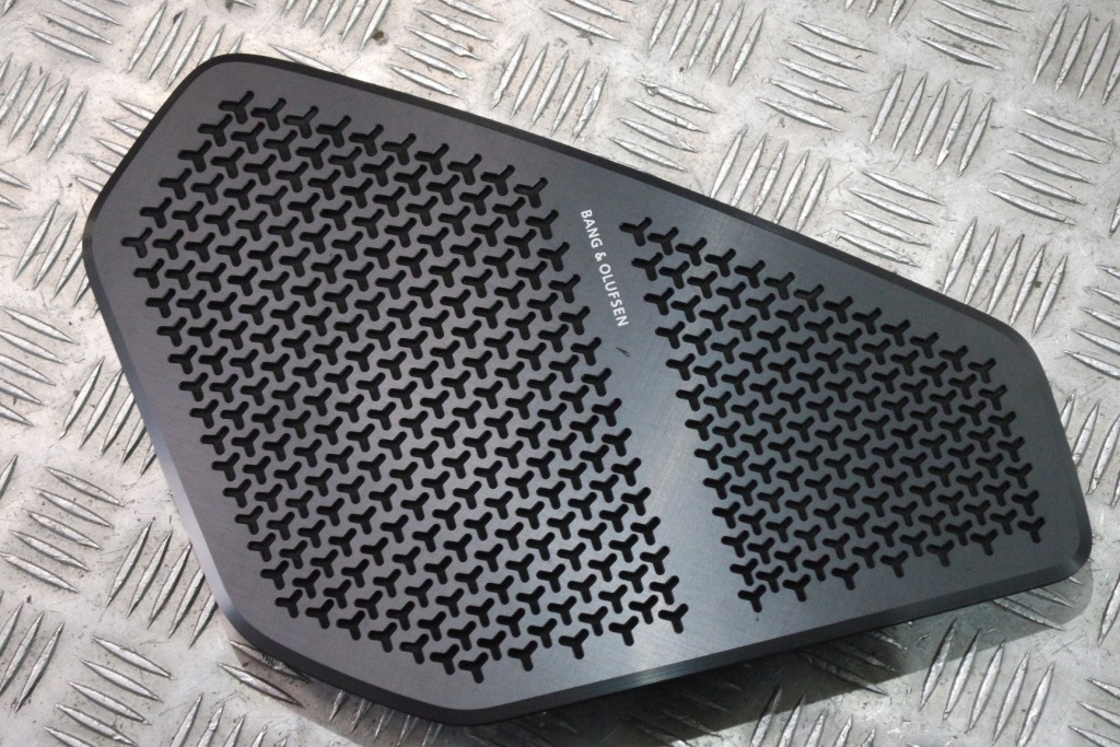 Granie динамики bang olufsen audi q8 lamborghini urus 4m2035466b nr 156 с Разборки