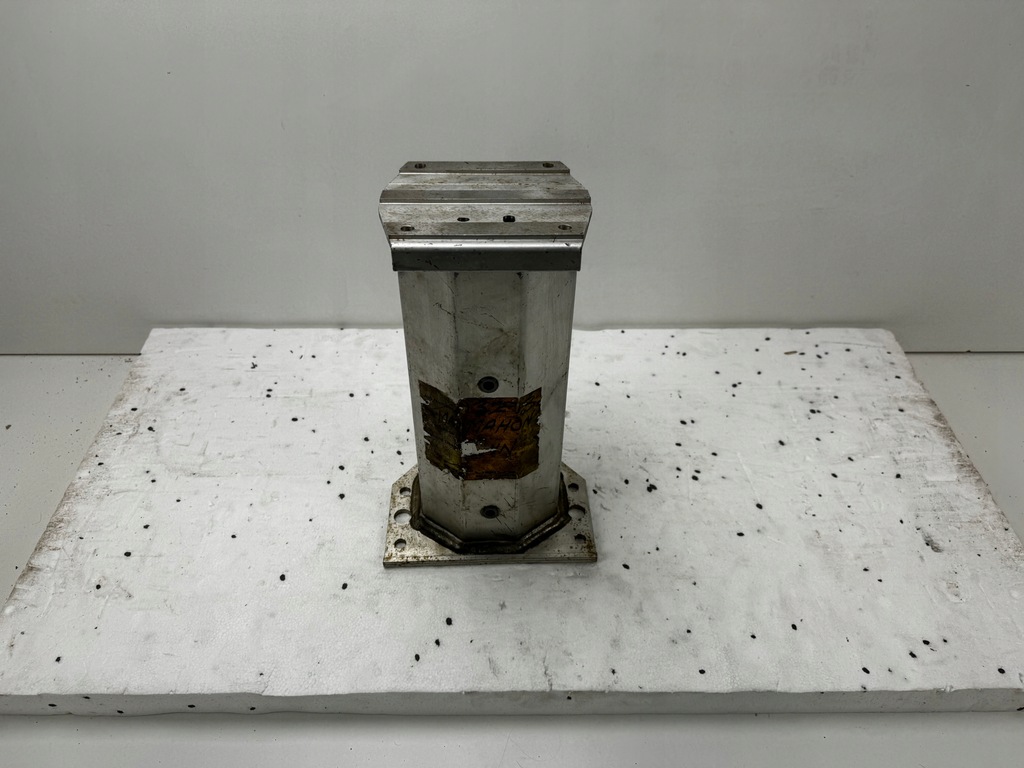 фото №1, Aston martin vantage зона деформации балка перед org!