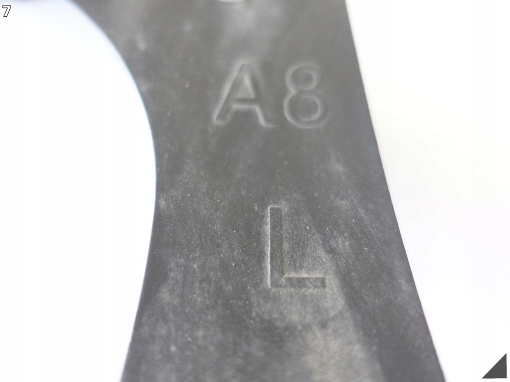 фото №8, Audi a8 4h0 d4 lift 13-17 направляющая кронштейн w бампер левая задняя седан long