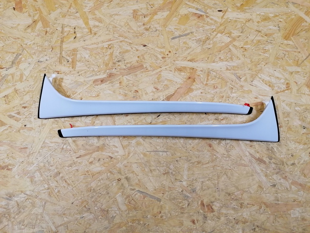 фото №1, Молдинг кришки правий лівий задня skoda scala 657 2019-