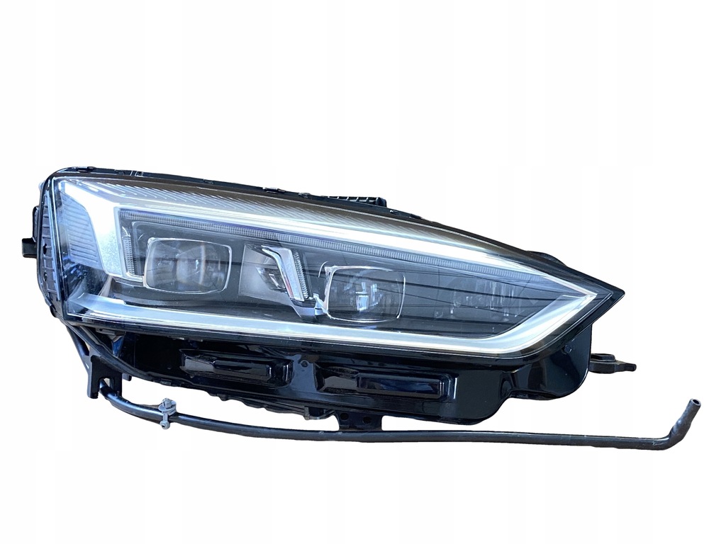 фото №1, Audi a5 8w лампа права перед matrix 8w6941036f