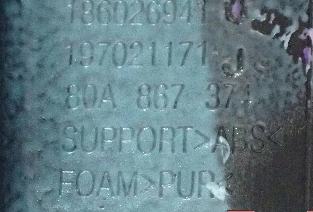 фото №8, Підлокітник правий задня audi q5 sq5 80a 80a867374