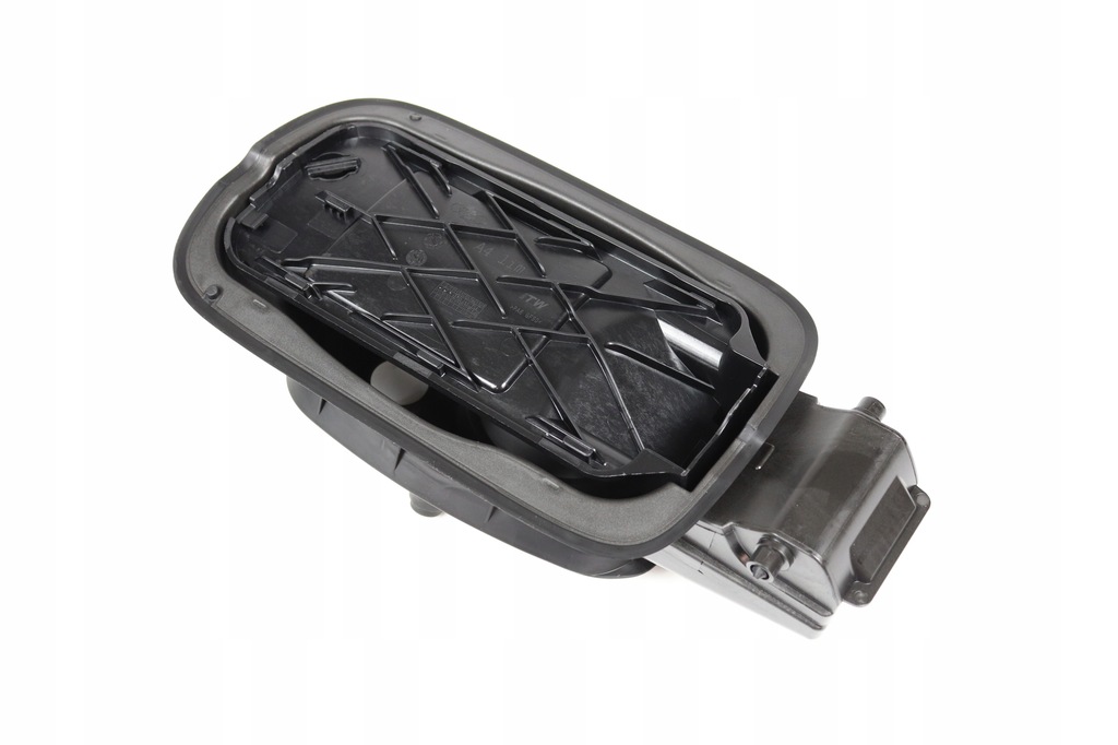 фото №1, Вкладыш заливной топлива крышка боковая audi a4 b9 aso