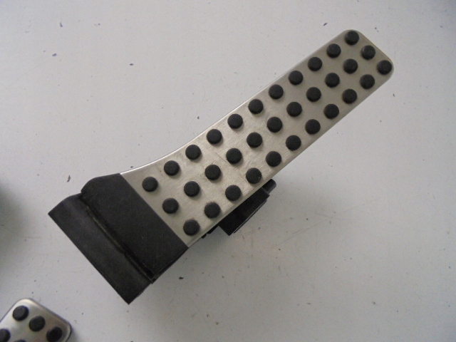 фото №3, Педаль газу накладки mercedes e-klasa coupe w207 2.2 cdi 2010 r