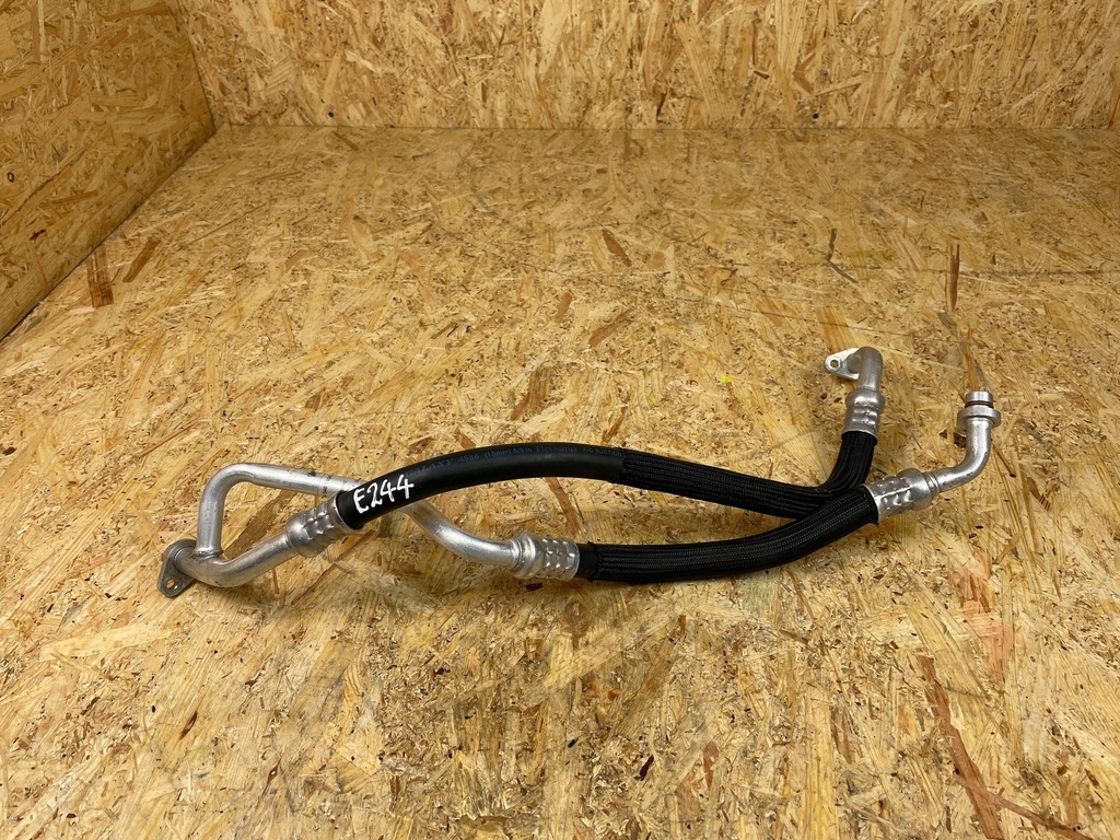 фото №1, Wąż трубка шланг кондиціонера renault arkana clio v 1.6 e-tech 924546510r