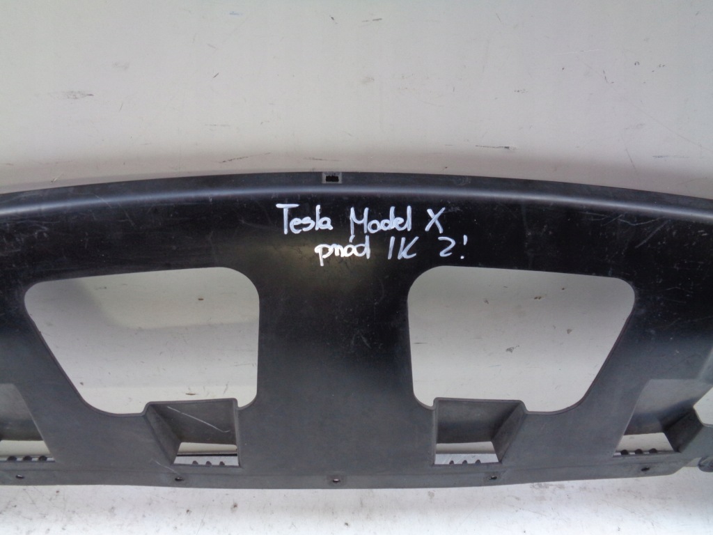 фото №4, Накладка бампера передняя спойлер tesla model x