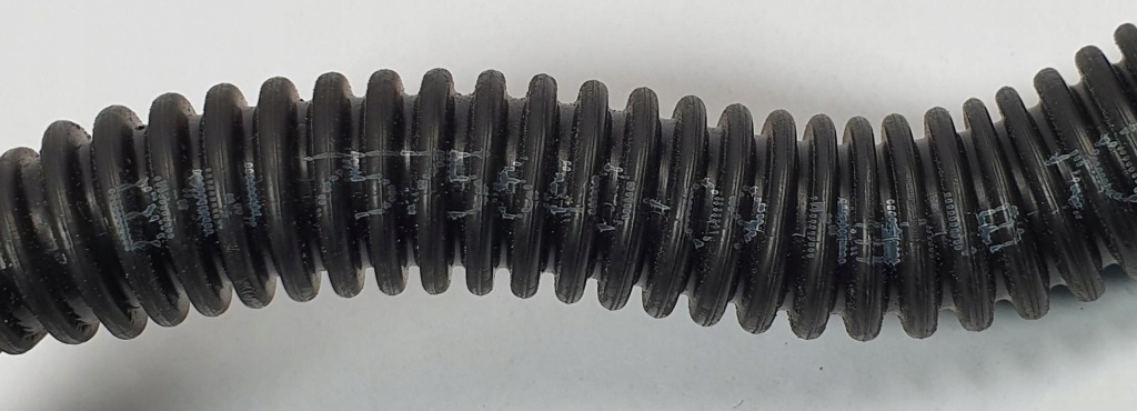 Шланг трубка вентиляция картера bmw 5 f10 4.4 v8 7575640 в Украине