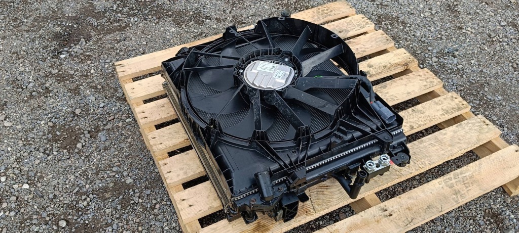 Радиатор радиатор комплект вентилятор jeep wrangler 2.0 2018- в Украине