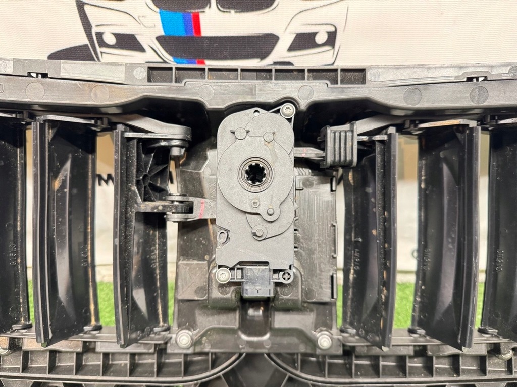 фото №8, Воздуховод воздуха жалюзи решётка радиатора bmw 8 g14 g15 g16 51745a21dc8 5a21dc8