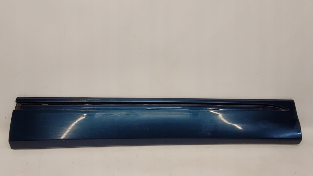 фото №1, Audi q8 4m8 молдинг боковая дверь правая перед