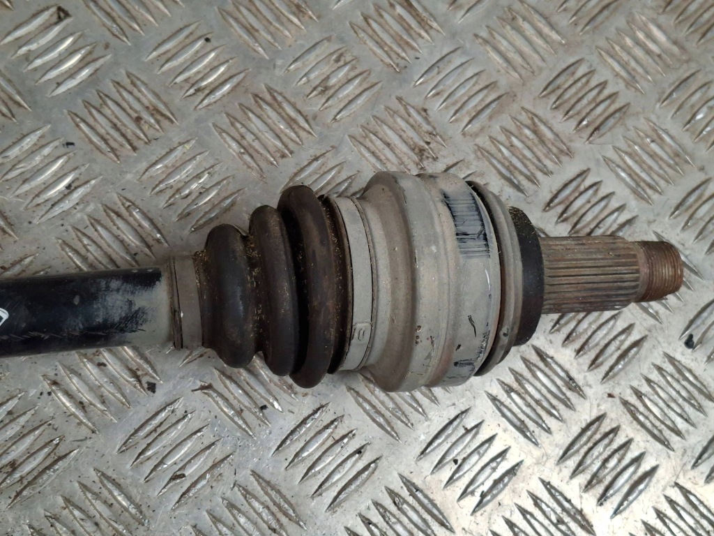 Привідний вал задня ліва сторона bmw x1 e84 4608771 Недорого