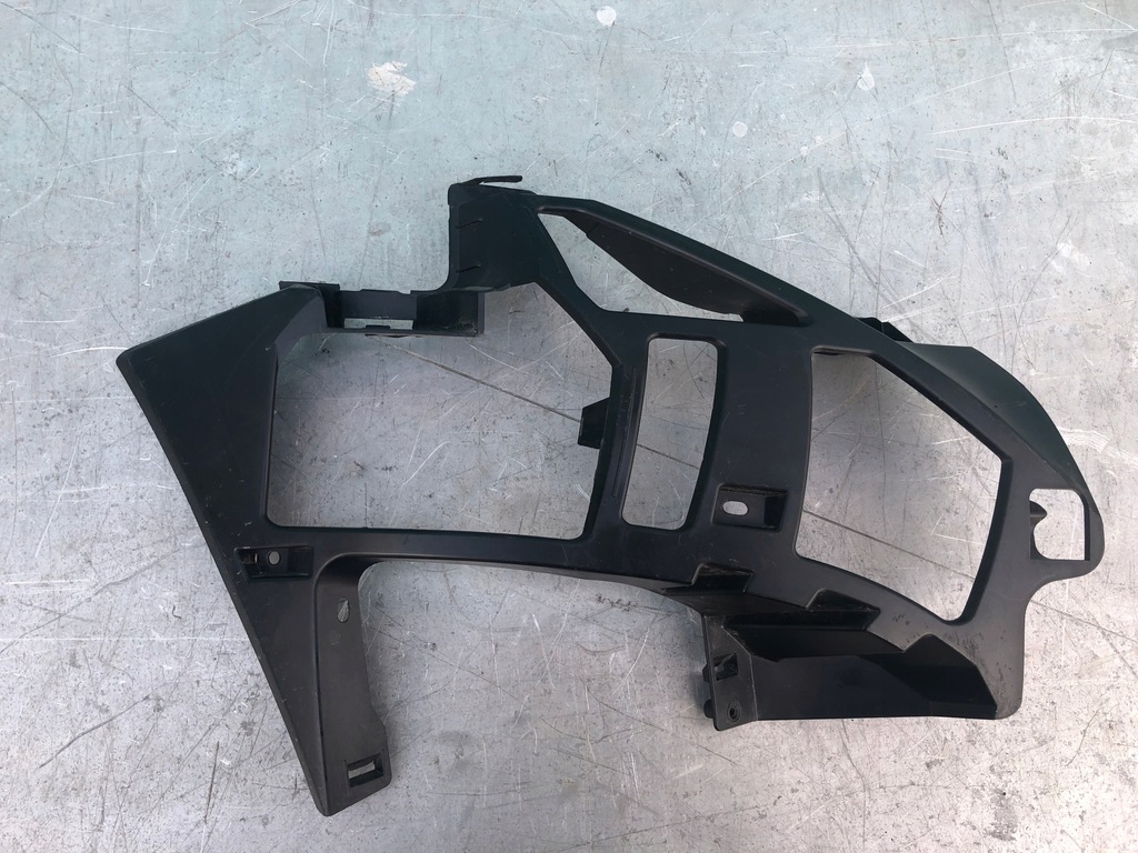 фото №1, Peugeot 3008 ii напрямна бампера правий перед