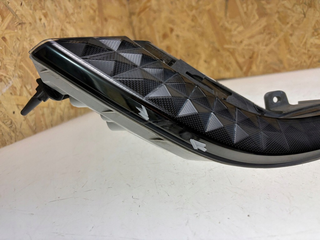 фото №7, Kia ev6 2022 лампы задние