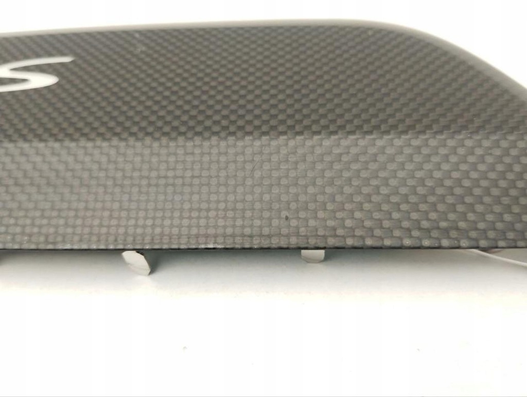 фото №8, Porsche taycan 9j1 2021 пороги