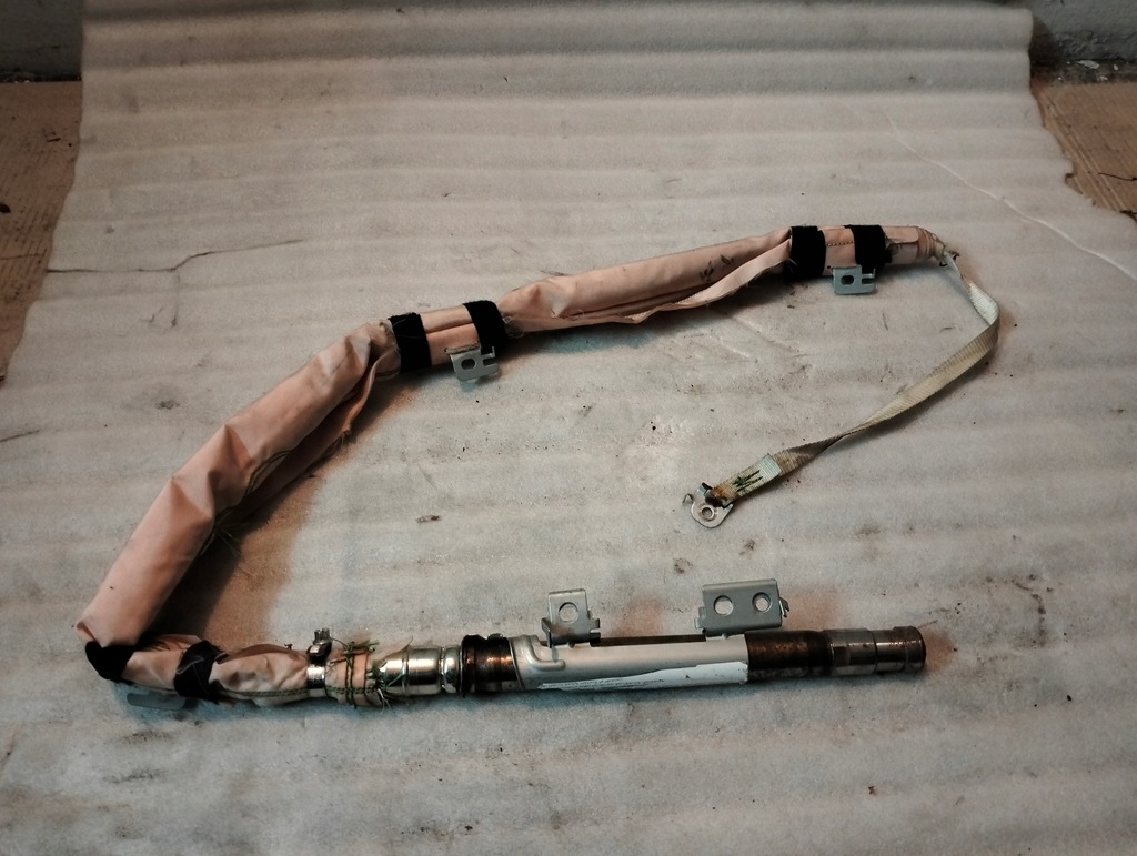 фото №4, Шторка безопасности nissan gtr r35 левая правая комплект