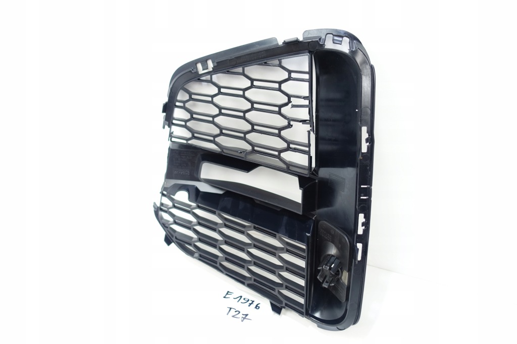 Решётка бампера правый  перед bmw x1 f48 рестайлинг  m-pakiet 8075882 Цена