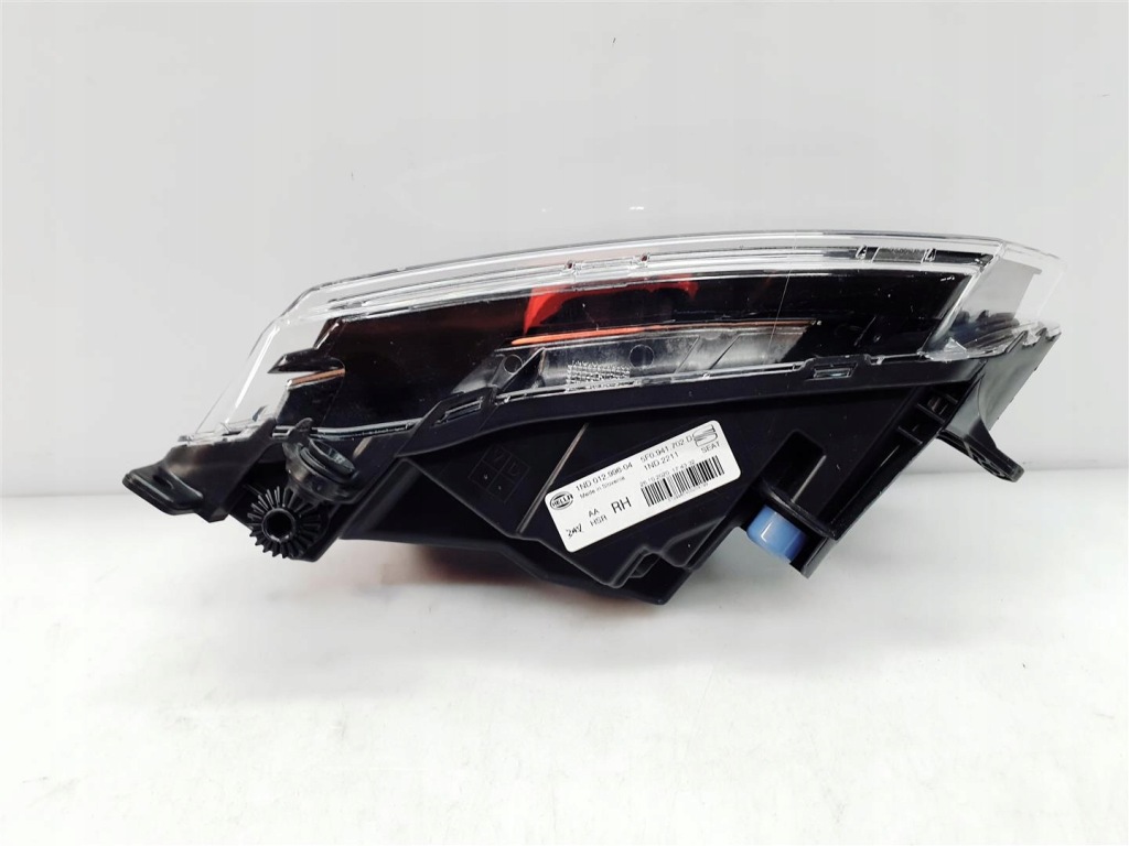 Seat cupra ateca рестайлинг  18r+ правый противотуманная фара led ory европа  !!! Оригинал