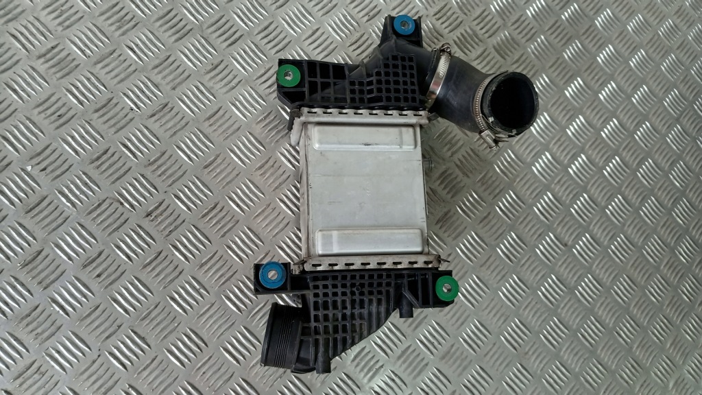 Интеркулер vw crafter ii 7c tge t6 15-25 04l145749p 04l145822h оригинал Доставка