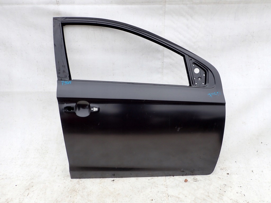 фото №1, Бампер задняя задний hyundai i20 ii 14- оригинал