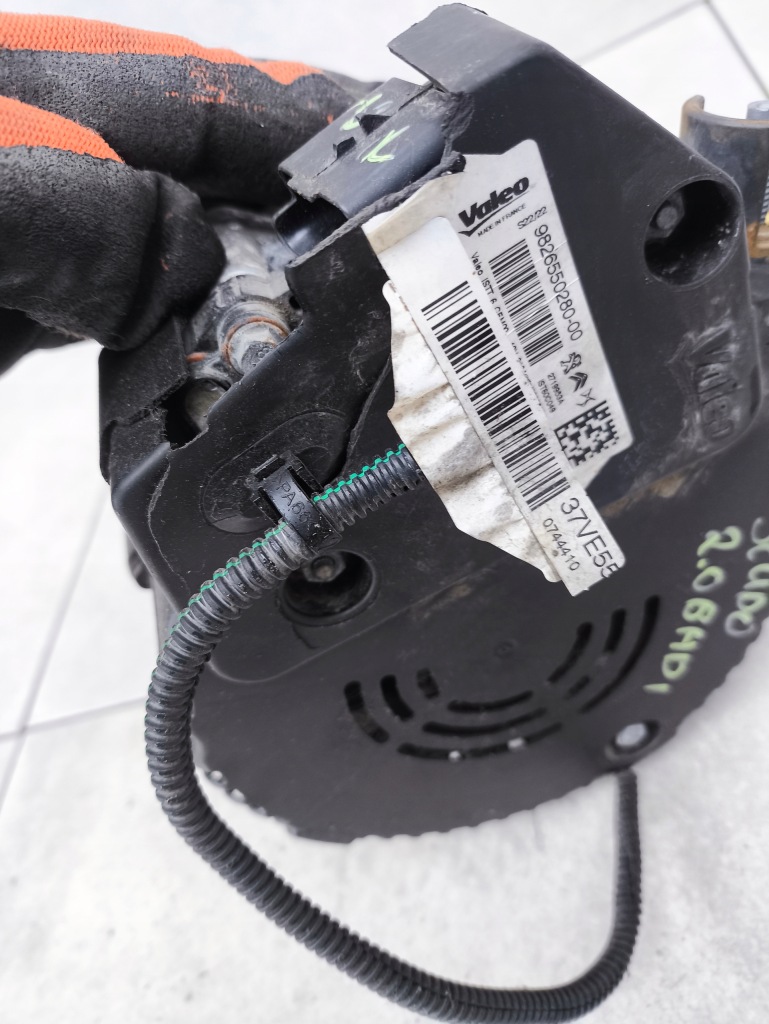 Scudo генератор citroen peugeot toyota 9826550280 ? с Разборки