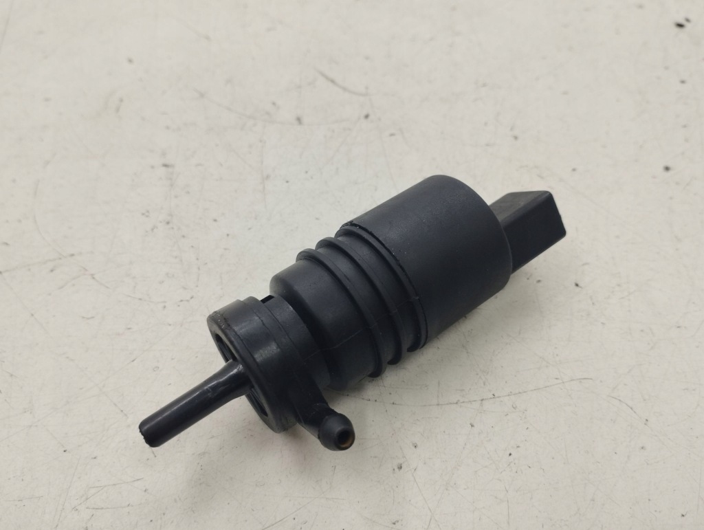 фото №1, Bmw x5 e53 помпа распылителя 2006