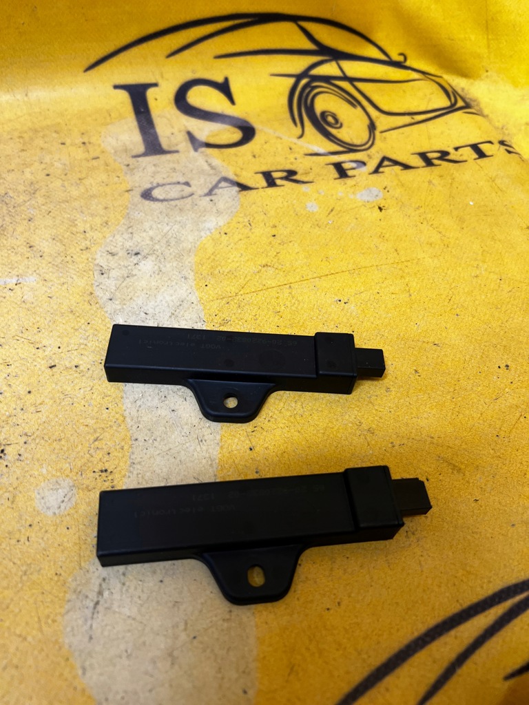 фото №1, Защита заглушка пластик подлокотник bmw 5 g30