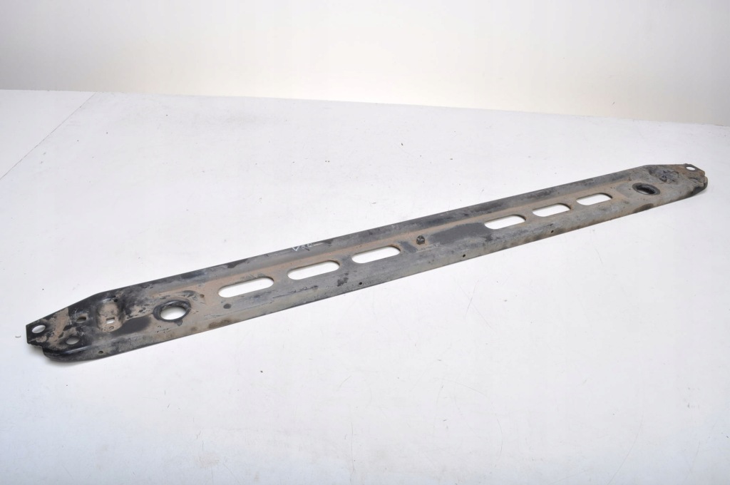 Купити Volvo s60 ii v60 2.0 d3 нижня балка радіатор 31368100