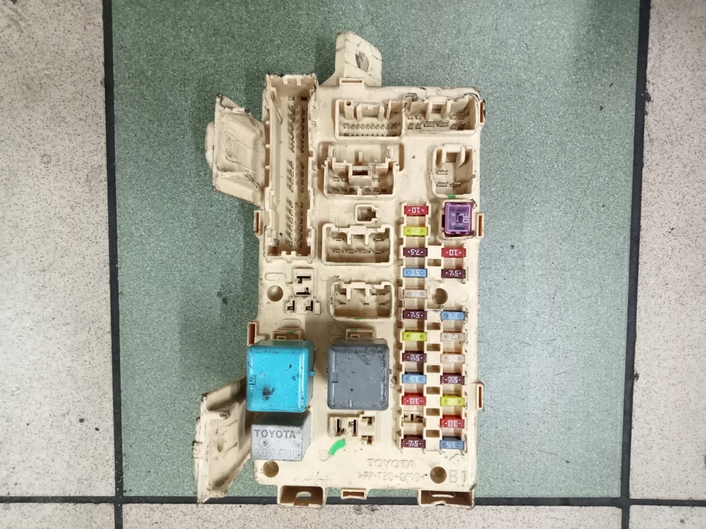 Купить Модуль bsi toyota avensis t25 82641-ca030-ca