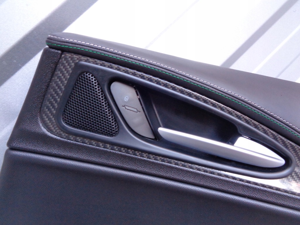 фото №2, Alfa romeo stelvio qv оббивка обшивка правий задня