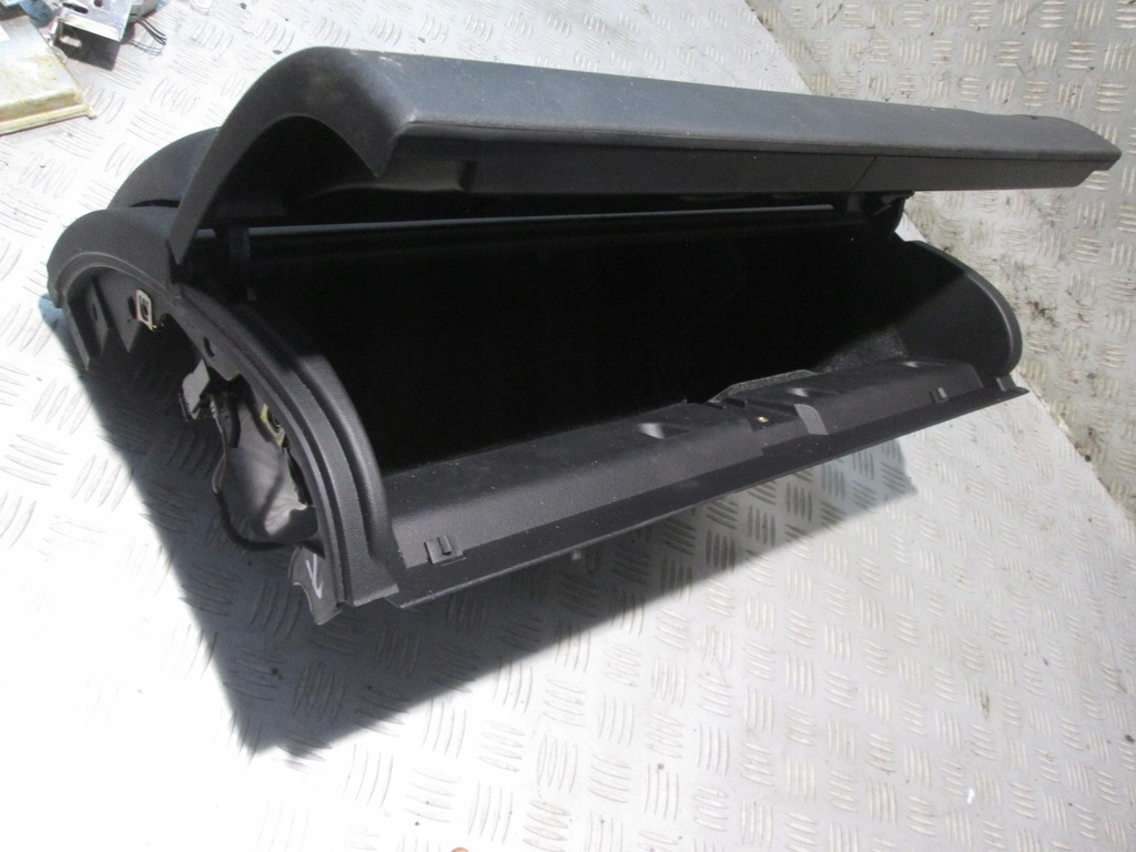 фото №6, Бардачок пасажира audi a3 8l