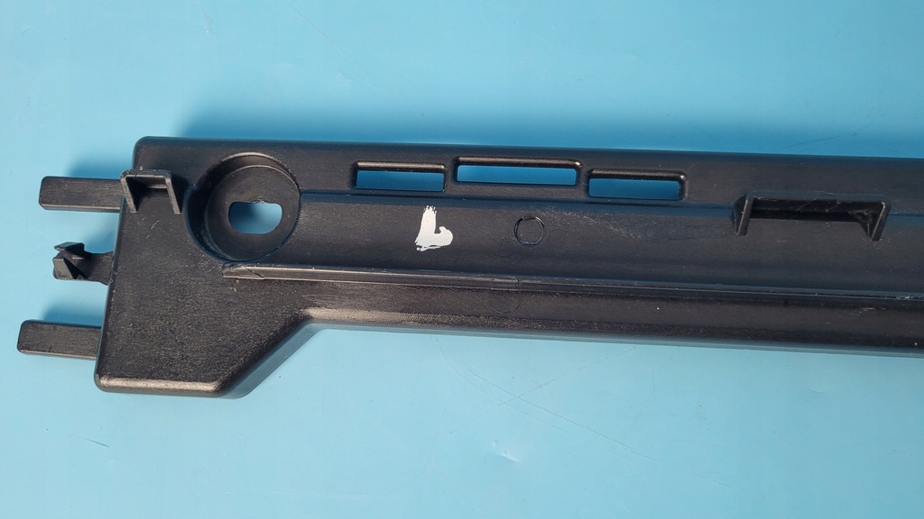 фото №7, Mercedes eqe w295 350+ 23r кронштейн накладки порога левый задняя a2956905101